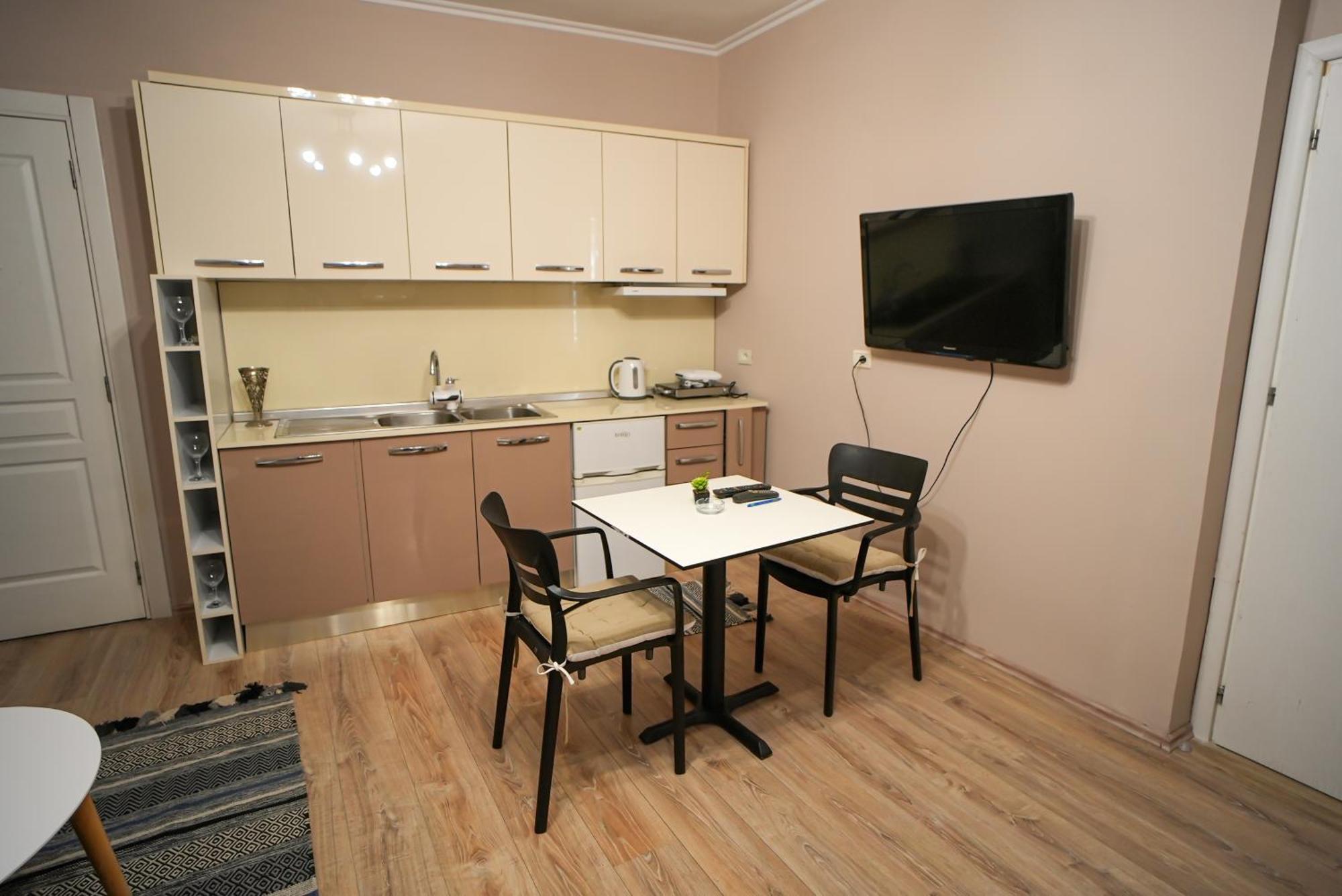 Grandpa House - Studio App.2 Tiranë Ngoại thất bức ảnh